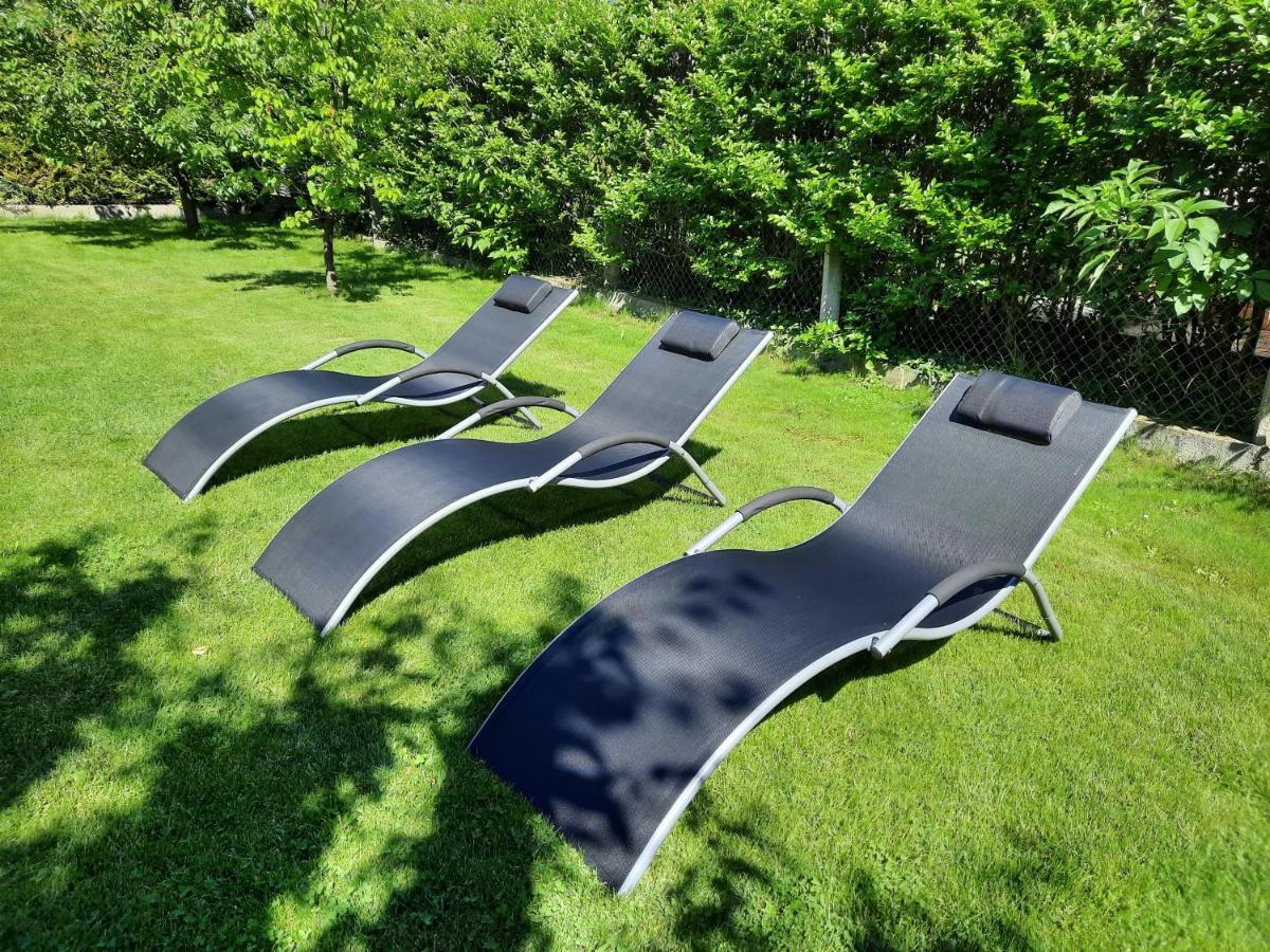 הוילה שיופוק Sunny Garden Pihenohaz מראה חיצוני תמונה
